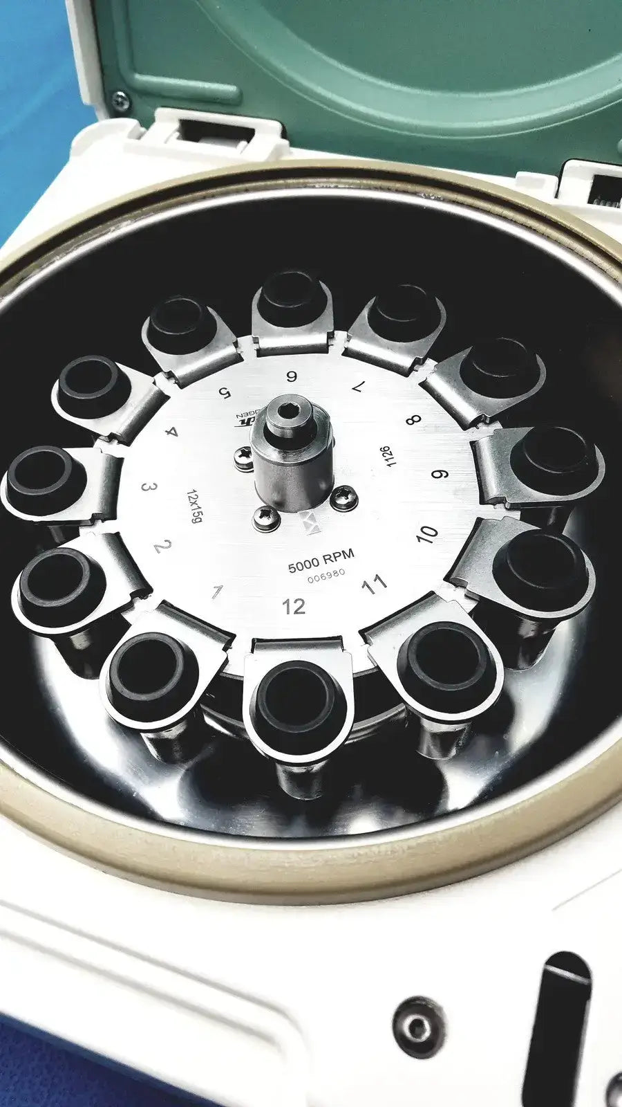 Hettich Zentrifugen EBA 21 Centrifuge Laboratory Centrifuge, second-hand product photo 11