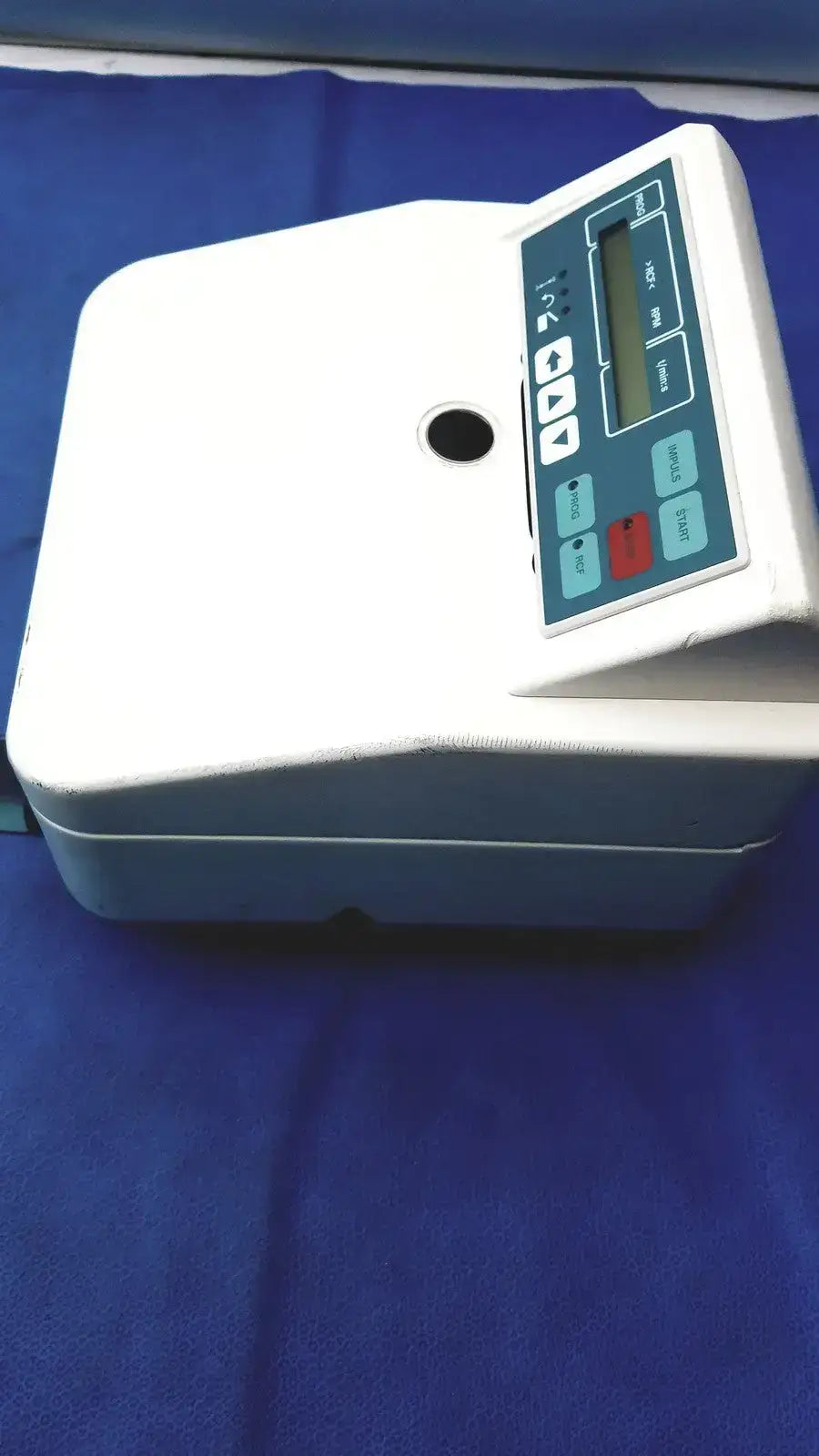 Hettich Zentrifugen EBA 21 Centrifuge Laboratory Centrifuge, second-hand product photo 5