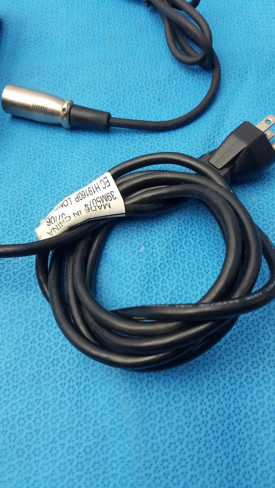 High Power Tech. 3-Pin Lead Acid Battery Charger HP-1202B, 24V, 2A Battery Charger, second-hand product photo 2