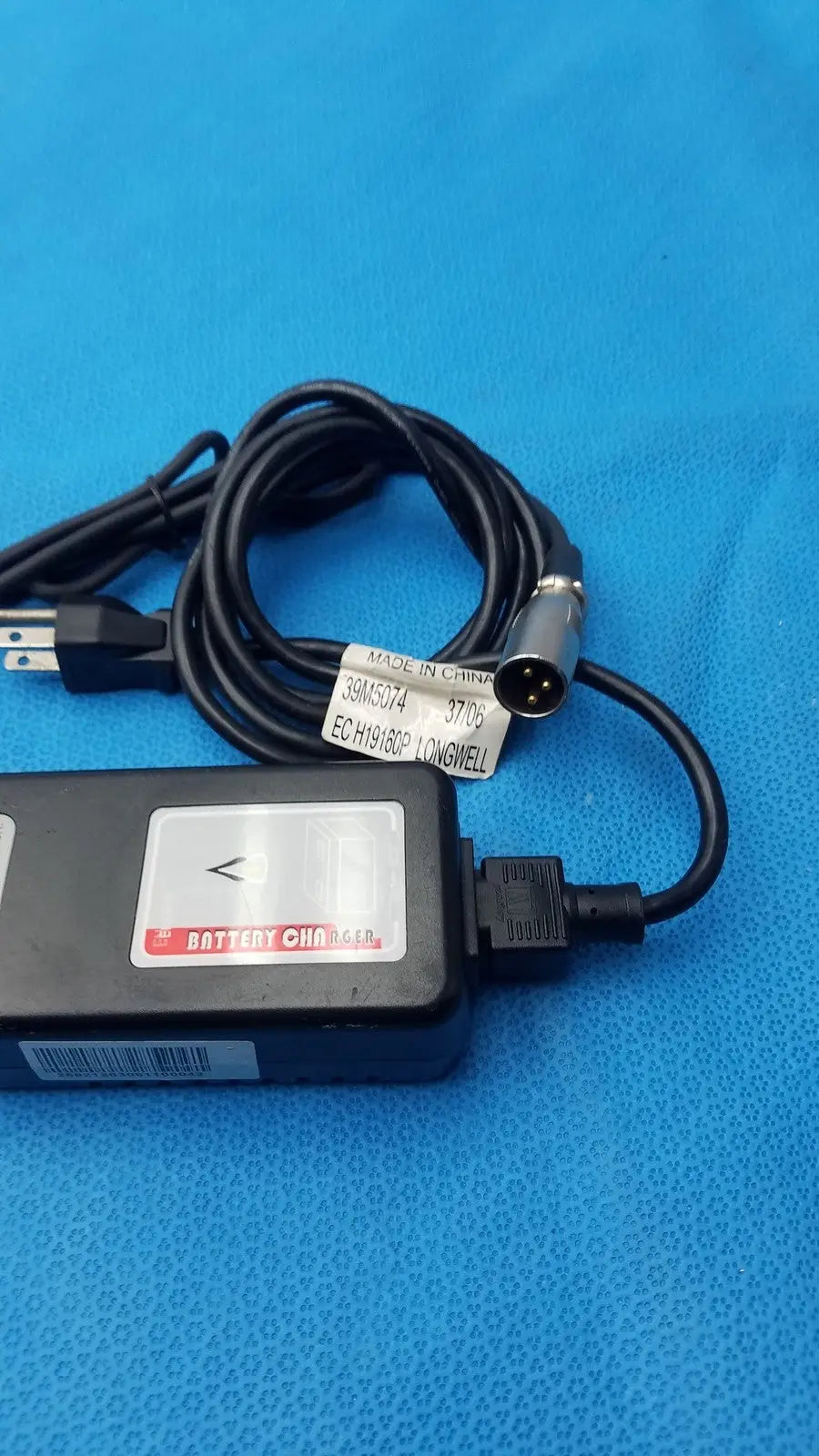 High Power Tech. 3-Pin Lead Acid Battery Charger HP-1202B, 24V, 2A Battery Charger, second-hand product photo 8