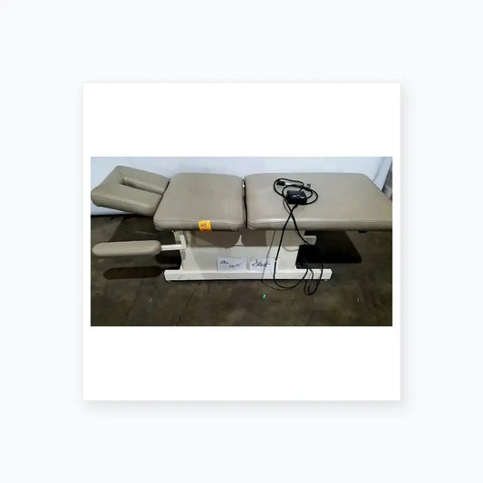 Reuse Medical Hill Model HA90PT Physical Therapy Treatment Table Massage Tables & Chairs, as-is (for parts) product photo 1