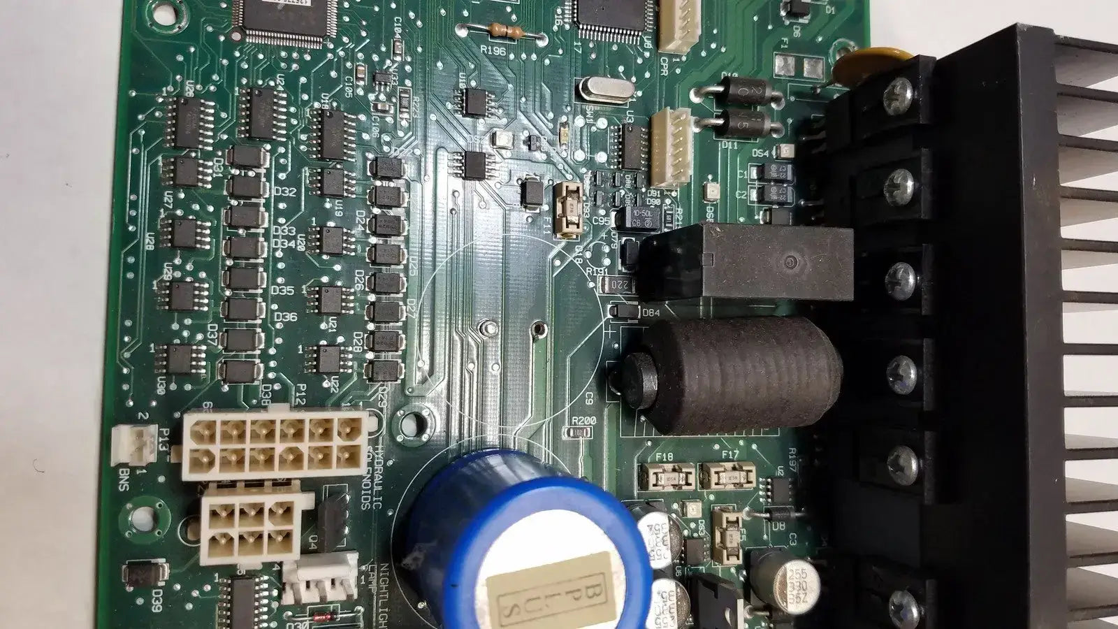 Hill-Rom 2004 Power Control Mother Board P/N 130065 Control Board, second-hand product photo 4