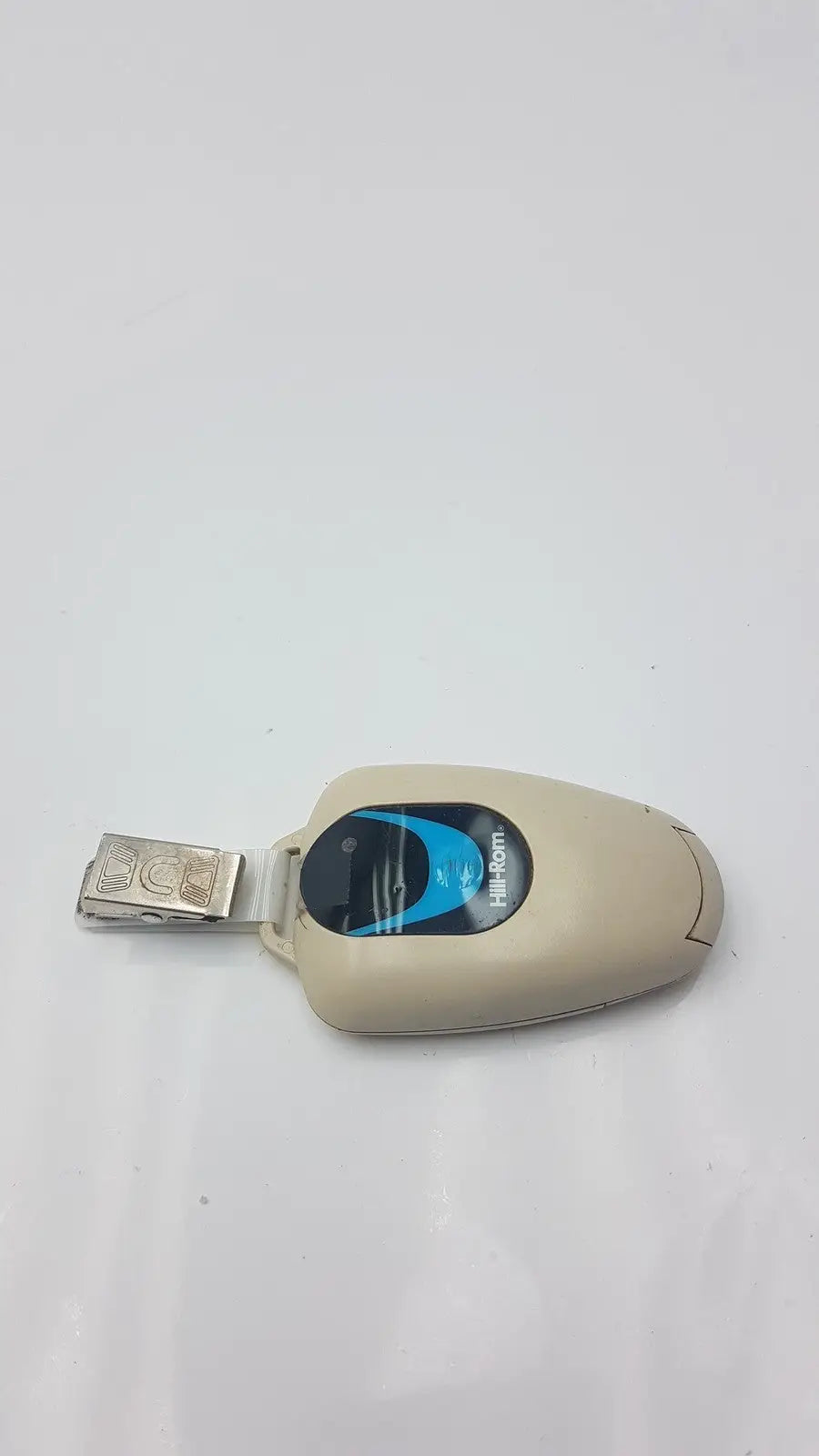 Hill-Rom P2507B02 Nurse Call I-Badge Remote Nurse Call Remote, second-hand product photo 2