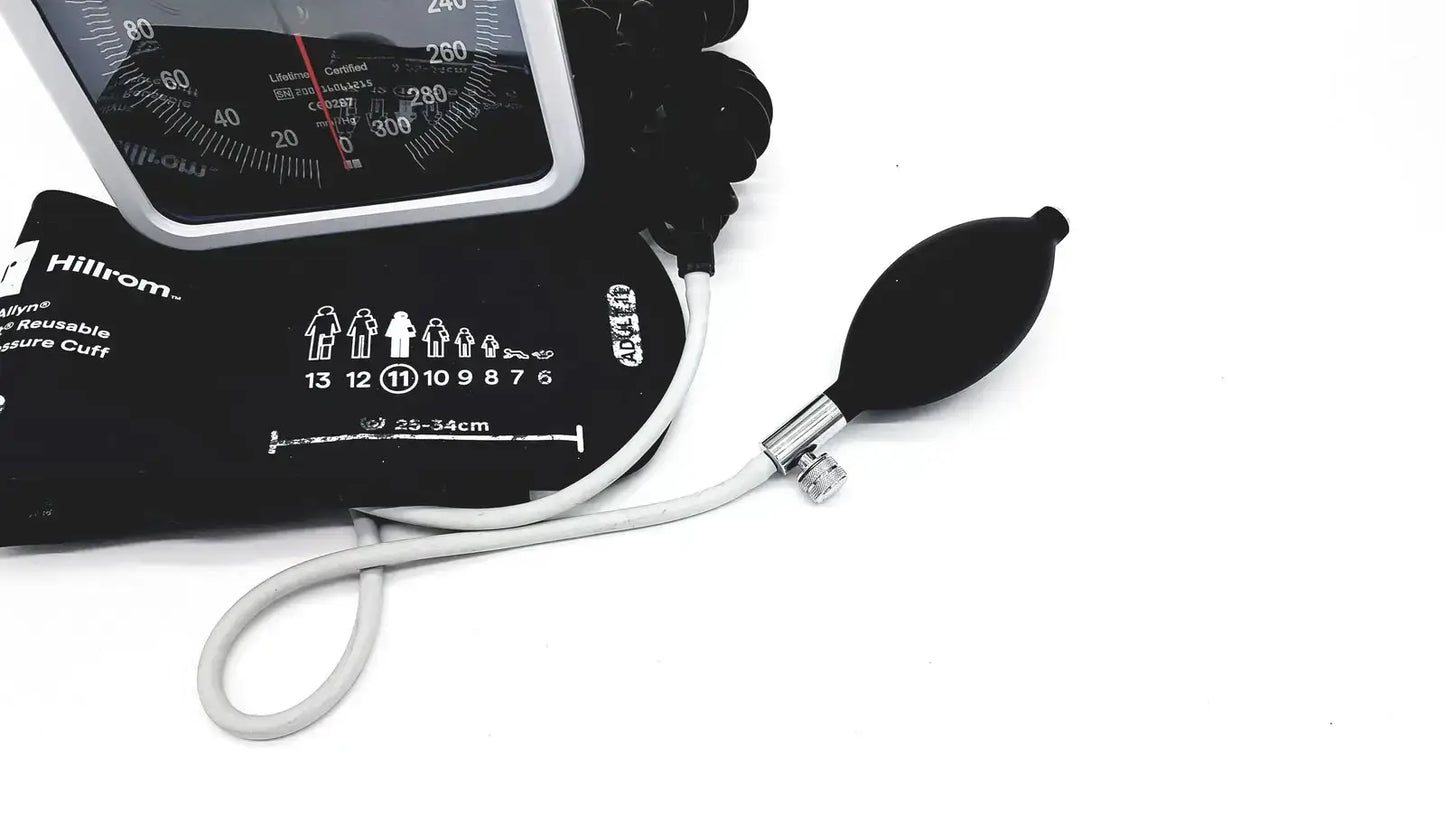 Hillrom / Welch Allyn 200716061215 Wall Gauge Aneroid Sphygmomanometer With Cuff Sphygmomanometer, second-hand product photo 13