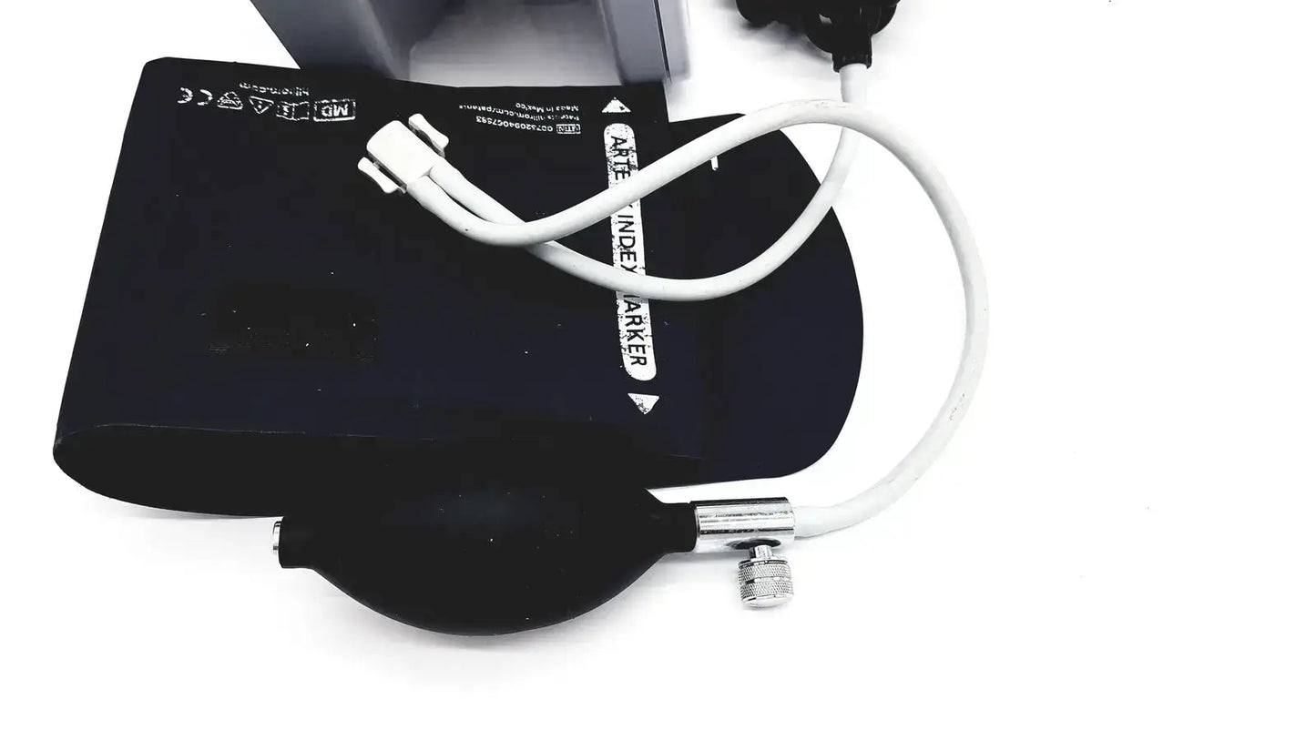 Hillrom / Welch Allyn 200716061215 Wall Gauge Aneroid Sphygmomanometer With Cuff Sphygmomanometer, second-hand product photo 17
