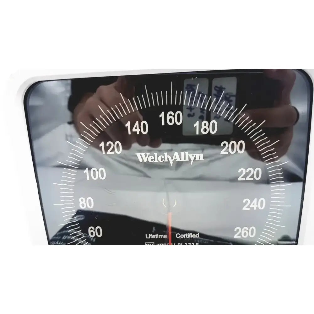 Hillrom / Welch Allyn 200716061215 Wall Gauge Aneroid Sphygmomanometer With Cuff Sphygmomanometer, second-hand product photo 10