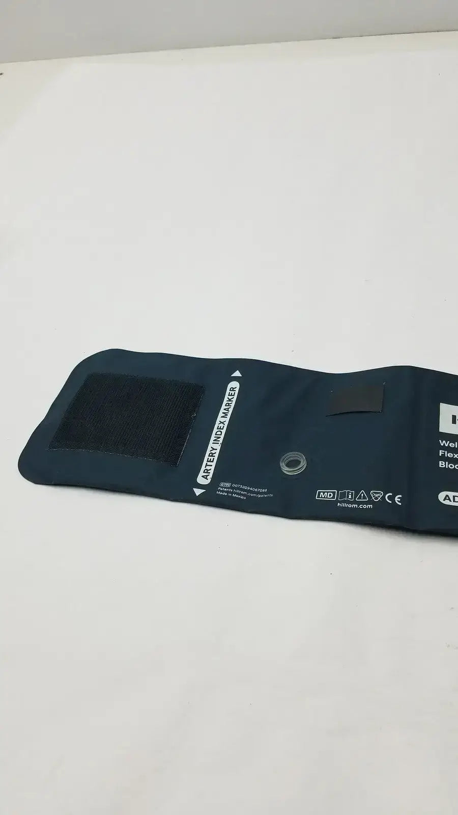 Welch Allyn Hillrom Welch Allyn FlexiPort Reusable Blood Pressure Cuff Adult Long 11L Blood Pressure Cuff, second-hand product photo 6