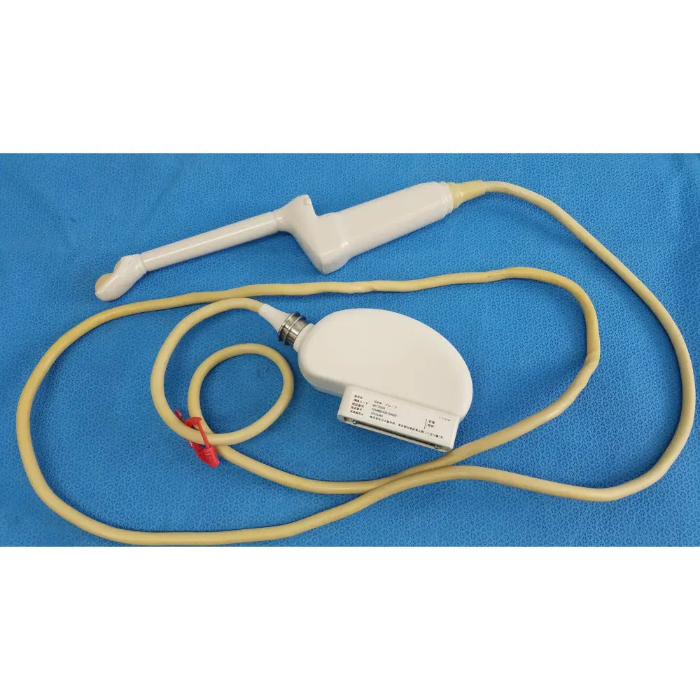 White hitachi cc41r ultrasound probe with beige cable and red clip for 8-4 MHz cc41r ultrasound applications