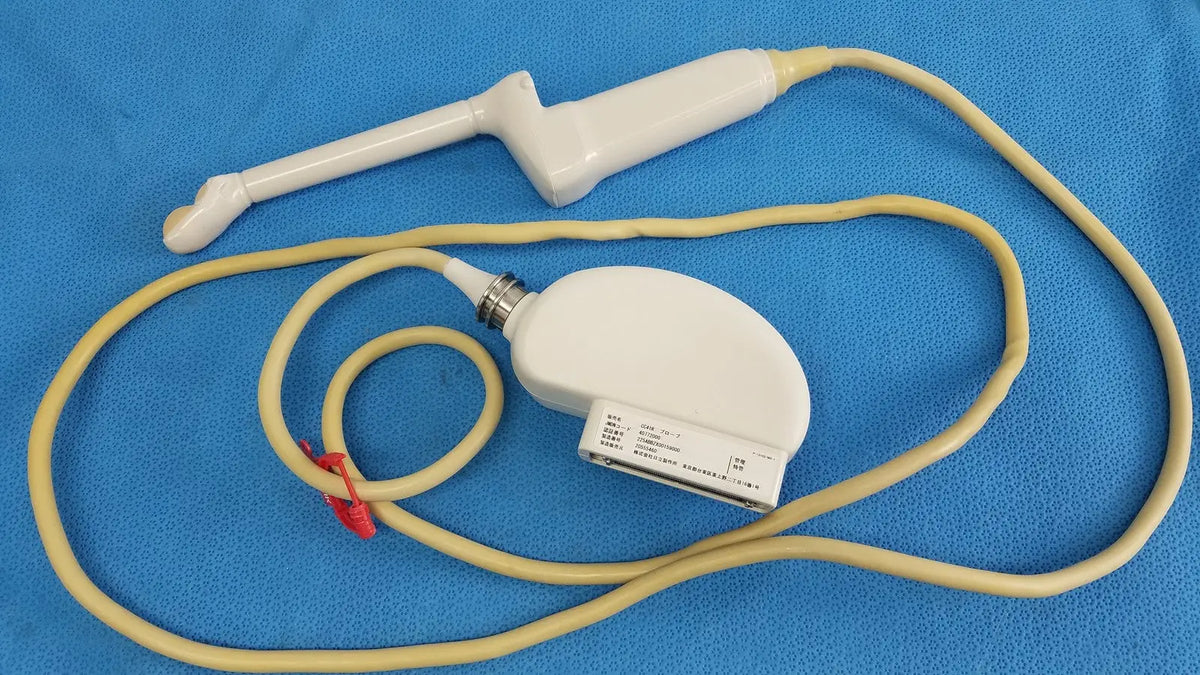 White hitachi cc41r ultrasound probe with beige cable and red clip for 8-4 MHz cc41r ultrasound applications