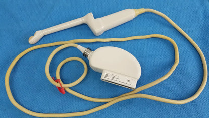 White hitachi cc41r ultrasound probe with beige cable and red clip for 8-4 MHz cc41r ultrasound applications