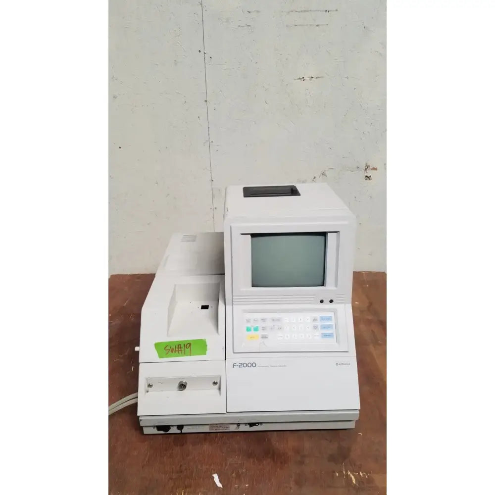 Reuse Medical Hitachi F-2000 Fluorescence Spectrophotometer | 10/5 nm Bandpass | Model F-2000 Spectrometers & Spectrophotometers, as-is (for parts) product photo 1