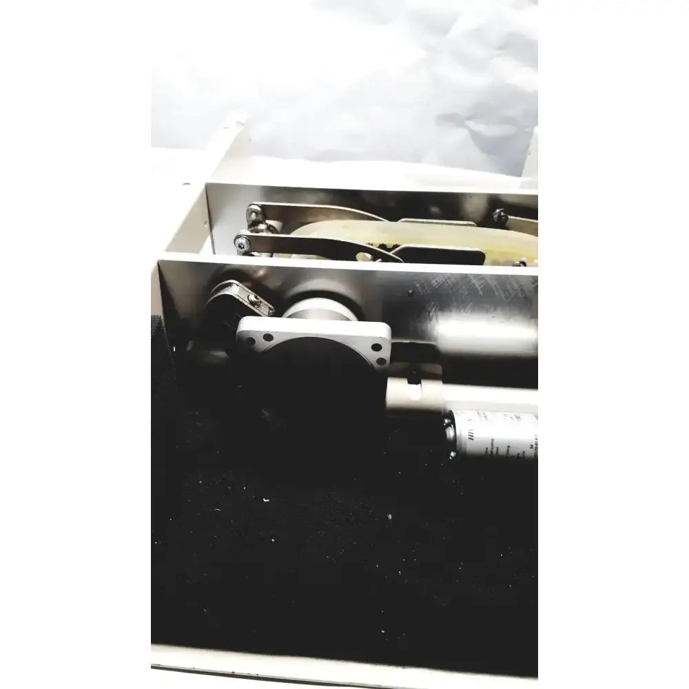 Hiwin LAS-1-1-75-24GE Linear Actuator Linear Actuator, second-hand product photo 4
