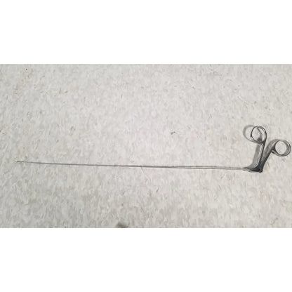A long metallic diagnostic sheath with circular handles for hologic ths-01513 operative hysteroscope use