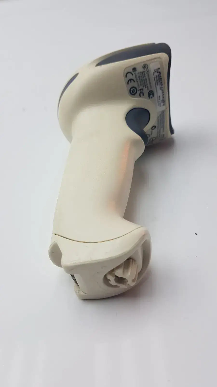 Honeywell 1902 Handheld Wireless Barcode Scanner Barcode Scanner, second-hand product photo 1