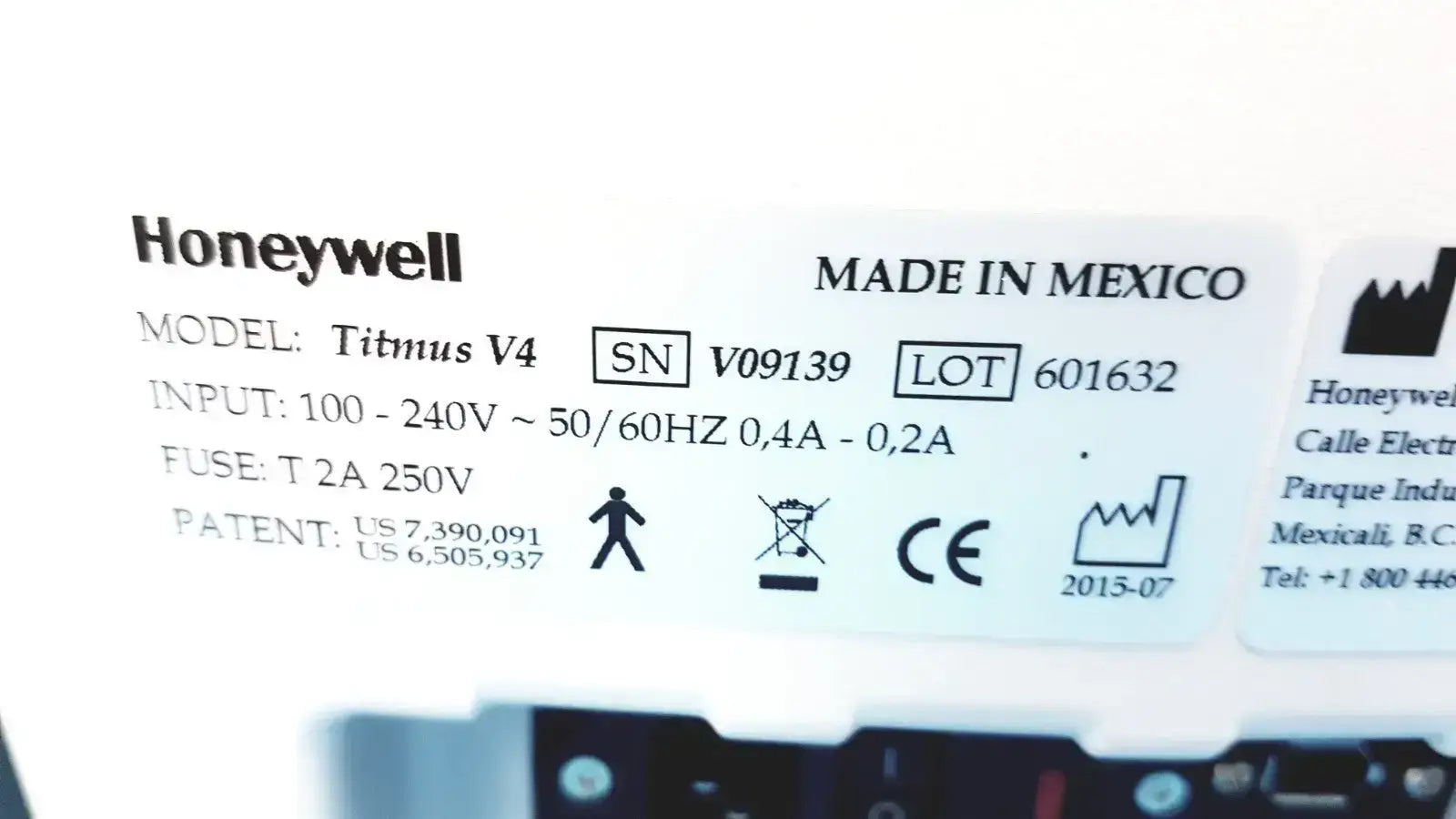 Honeywell Titmus V4 Vision Screener Eye Exam Tester Clinical Occupational Health Vision Screener, second-hand product photo 5