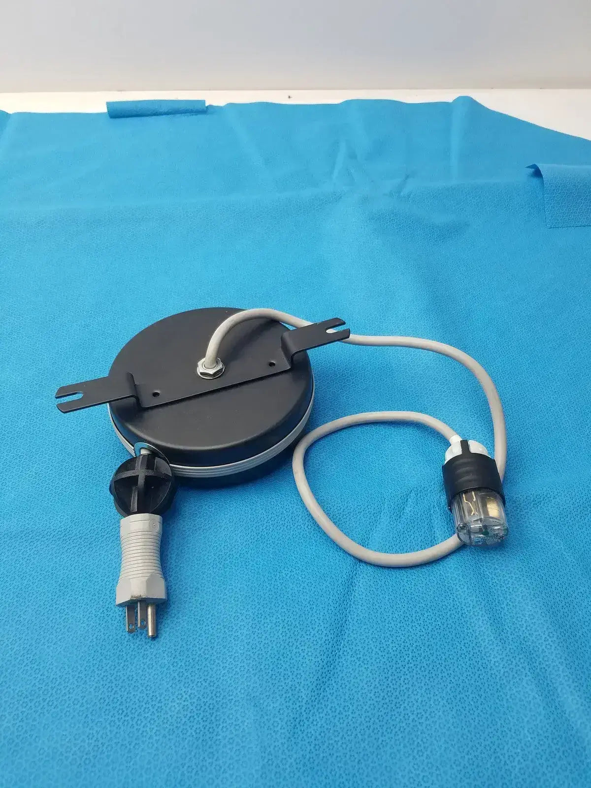 Hospital Grade Extension Cord Reel with IEC Compliant Plug Extension Cord Reel, second-hand product photo 8