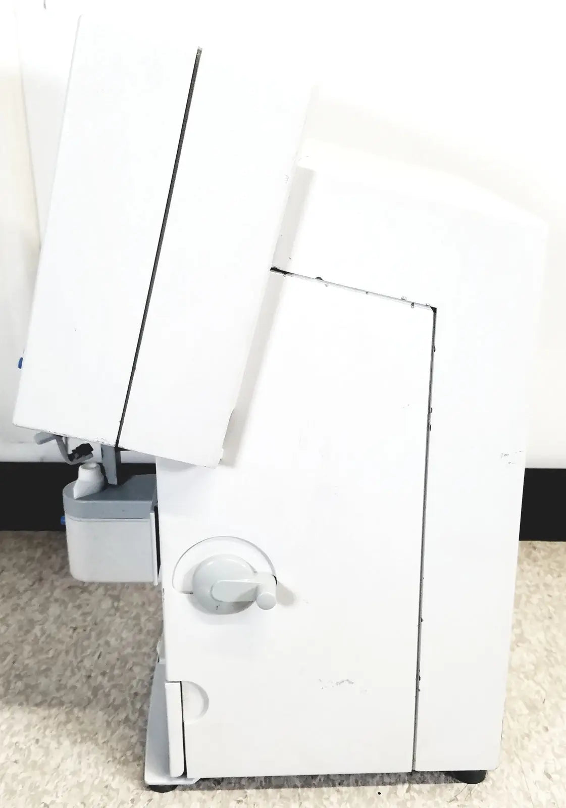 White Humphery Instruments 350 lens analyzer with gray control knob and panel for reuse medical imaging analysis