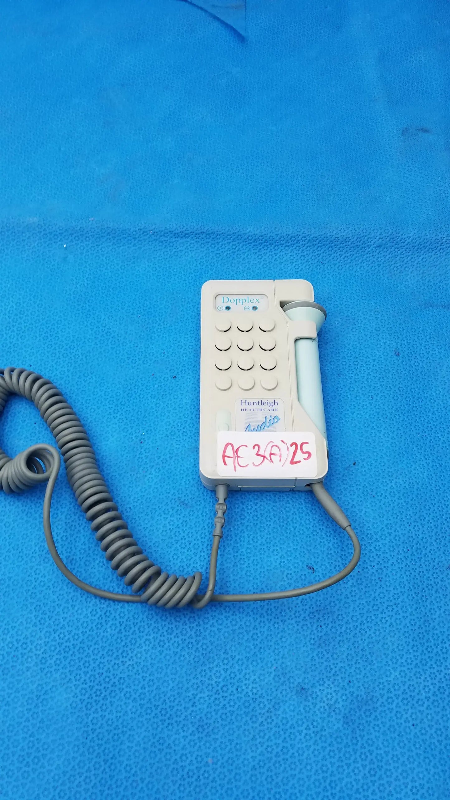 Huntleigh Dopplex D920 Handheld Doppler With Probe Handheld Doppler System, second-hand product photo 1