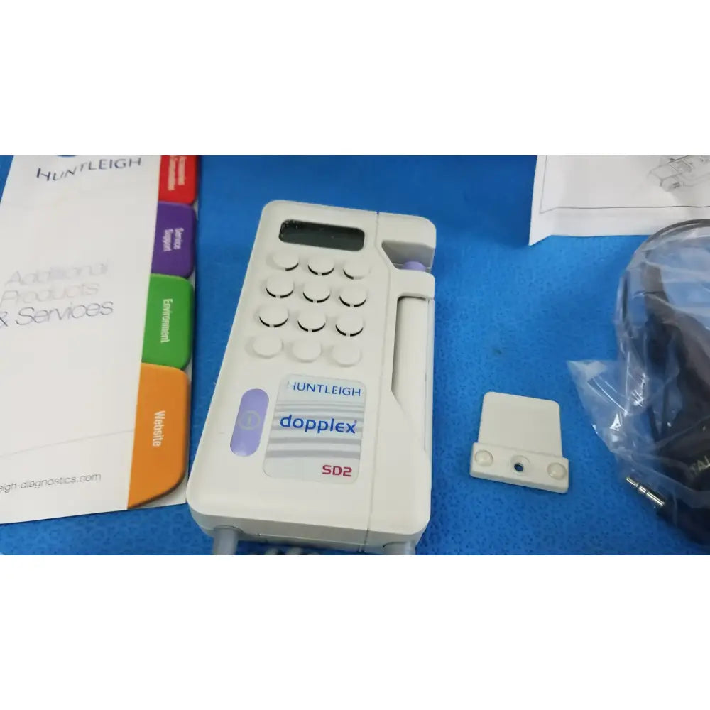 Huntleigh Dopplex SD2 Prenatal Heart Rate Monitor With Accessories and Bag Prenatal Heart Rate Monitor, second-hand product photo 3