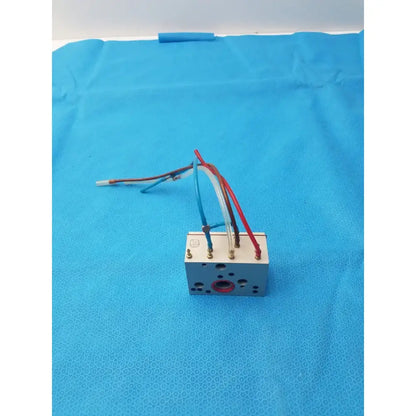 Generic Hydraulic Manifold Silver With 4 Pipes/Cable Hydraulic Manifold, second-hand product photo 3