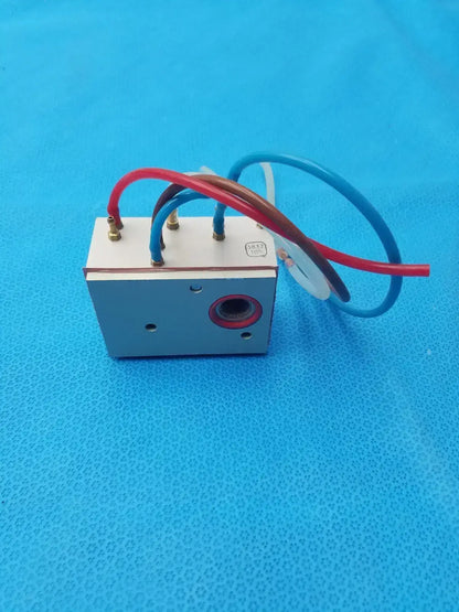 Generic Hydraulic Manifold Silver With 4 Pipes/Cable Hydraulic Manifold, second-hand product photo 6