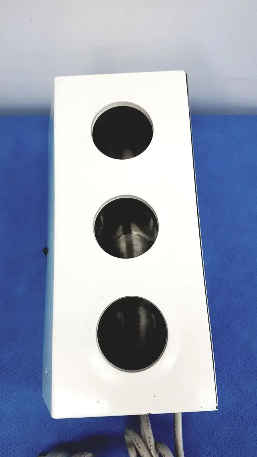Ideal Products GW308 Gel Warmer – 3-Bottle Capacity, Medical Heating Unit Gel Warmer, second-hand product photo 8