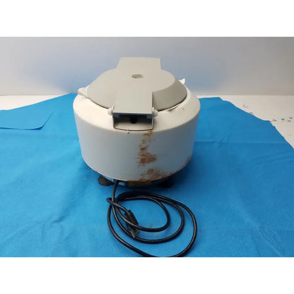 IEC Centra CL2 Benchtop Centrifuge Benchtop Centrifuge, second-hand product photo 4