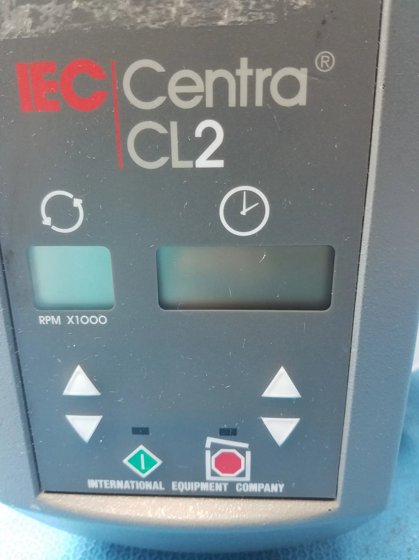 IEC Centra CL2 Benchtop Centrifuge Benchtop Centrifuge, second-hand product photo 2