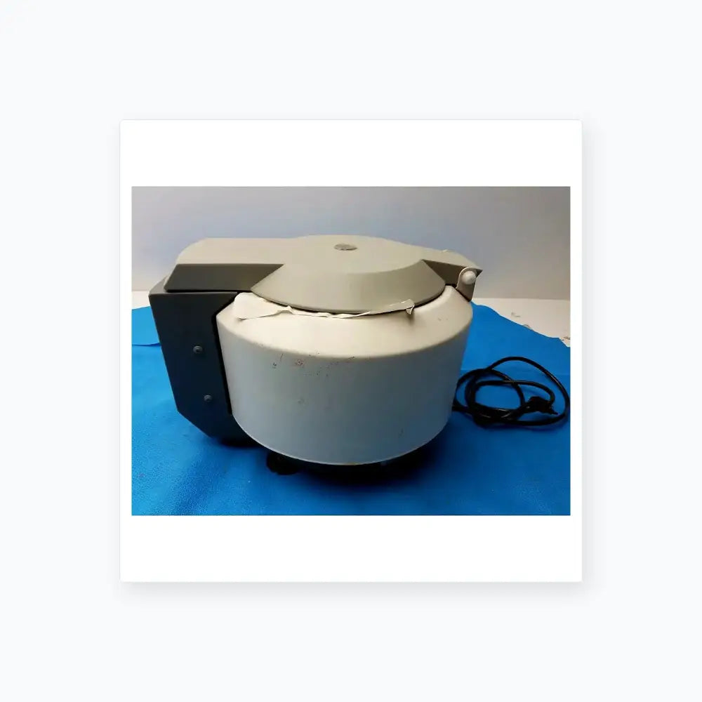 IEC Centra CL2 Benchtop Centrifuge Benchtop Centrifuge, second-hand product photo 3