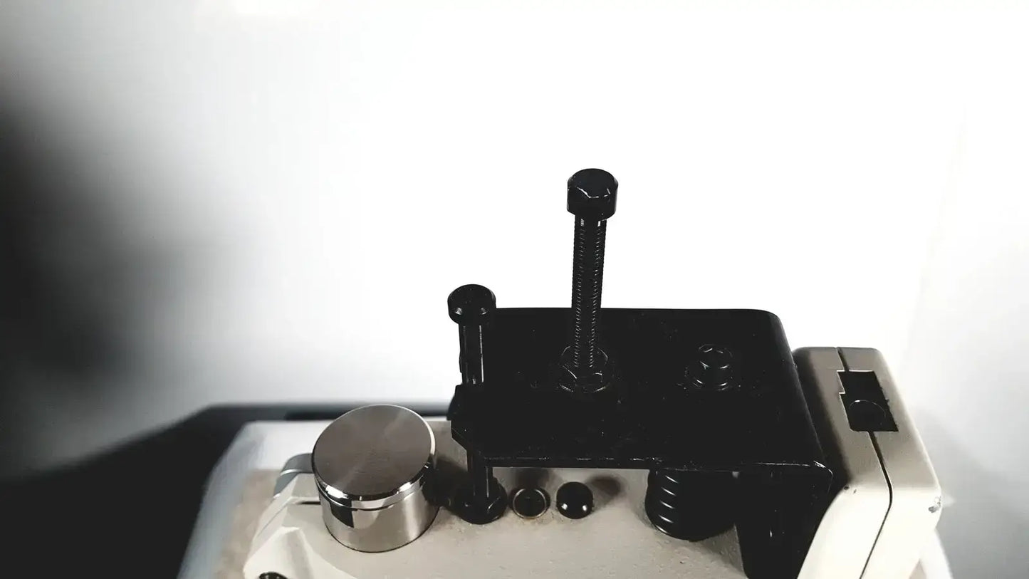 Imada Digital Force Gauge NASA DPS-220R With Stand Digital Force Gauge, second-hand product photo 9