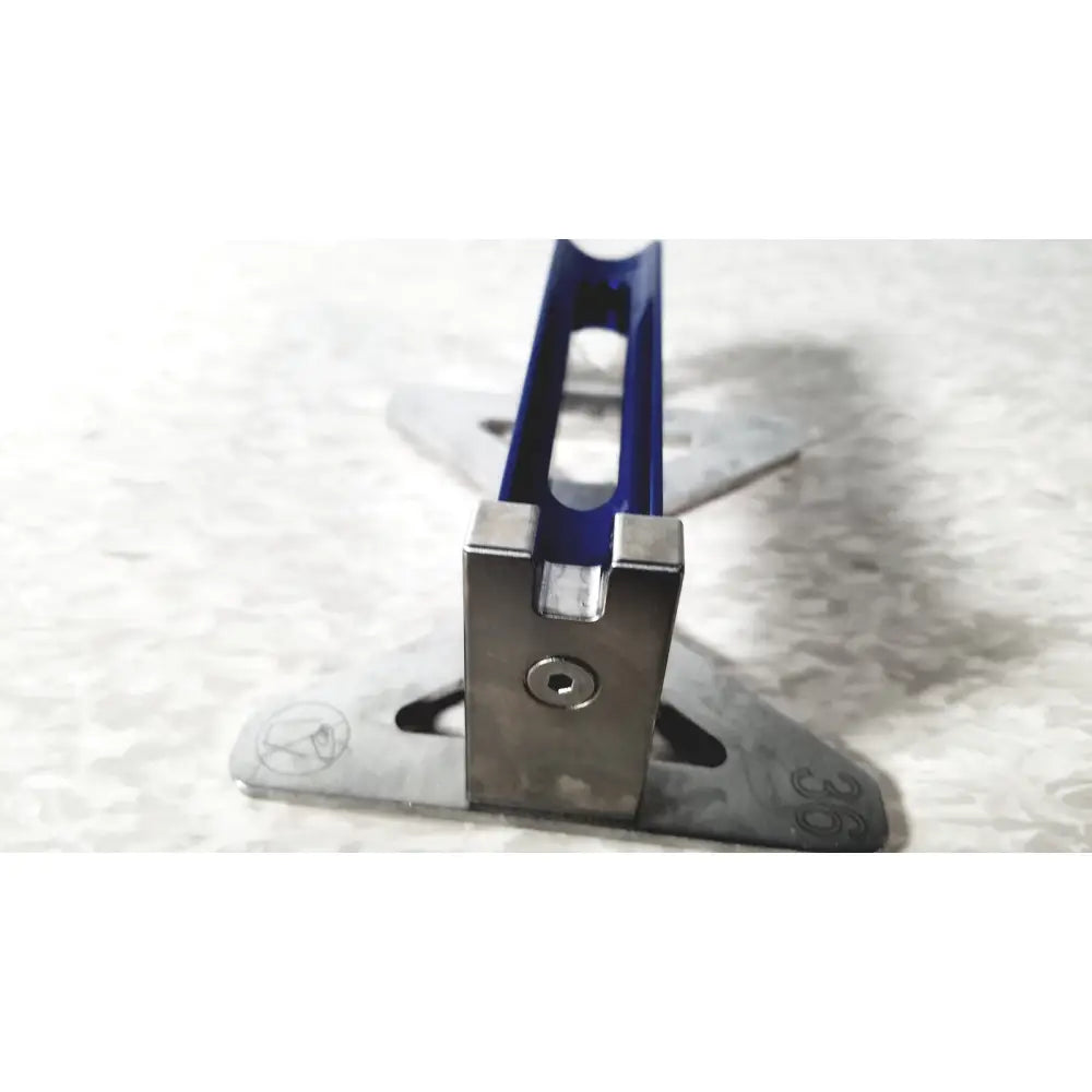 Blue and silver metal tile spacer with triangular base for integra cusa excel clarity handpiece ultrasonic surgical system