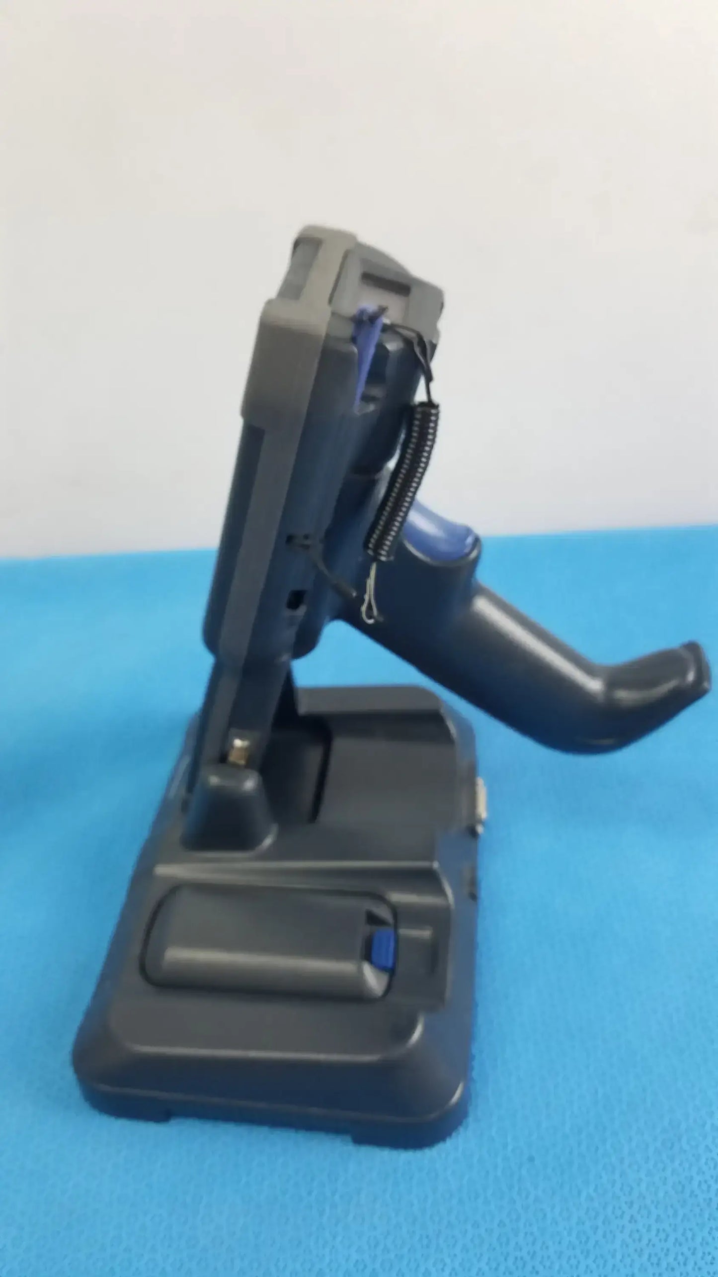 Intermec CK3X Wireless Barcode Scanner With AD20 Charging Base Wireless Barcode Scanner, second-hand product photo 4