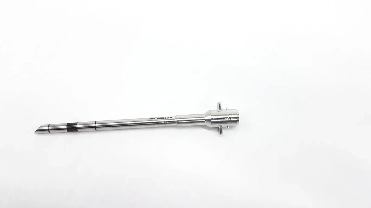 Intuitive Surgical 428060-02 Da Vinci 5mm Accessory Cannula Accessory Cannula, second-hand product photo 1
