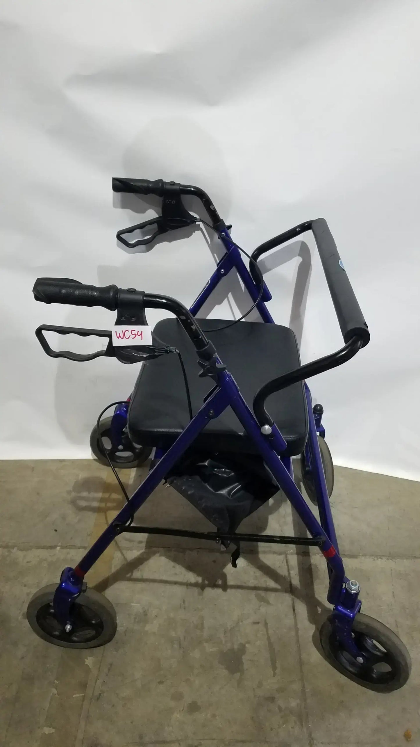 Reuse Medical Equipment Invacare 4-Wheel Rollator Walker with Seat Walkers, second-hand product photo 2