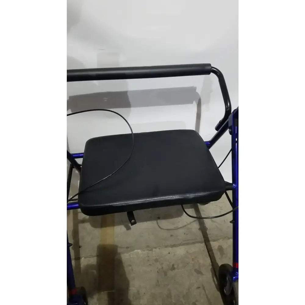 Reuse Medical Equipment Invacare 4-Wheel Rollator Walker with Seat Walkers, second-hand product photo 8