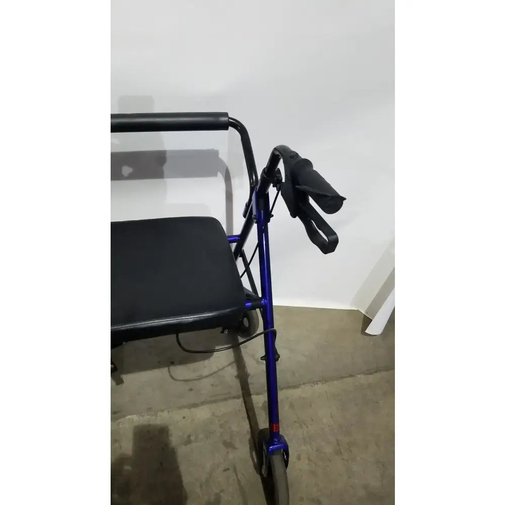 Reuse Medical Equipment Invacare 4-Wheel Rollator Walker with Seat Walkers, second-hand product photo 10