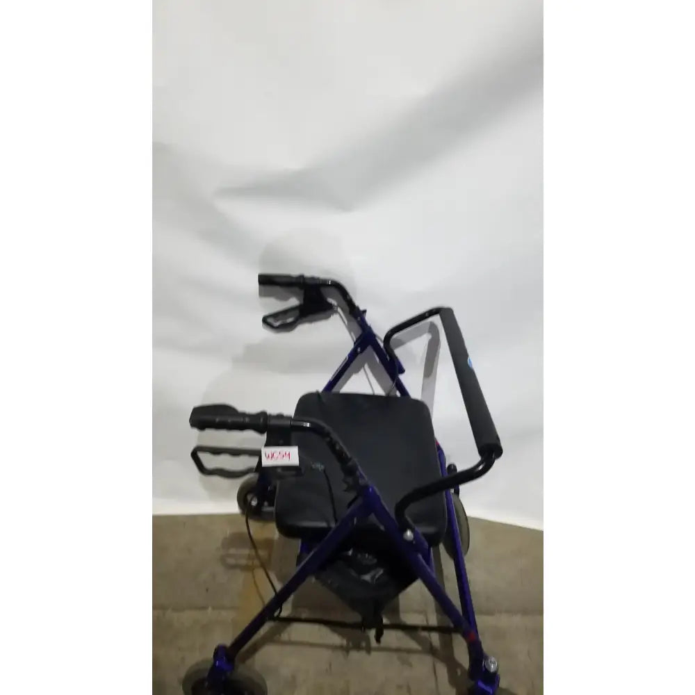 Reuse Medical Equipment Invacare 4-Wheel Rollator Walker with Seat Walkers, second-hand product photo 7