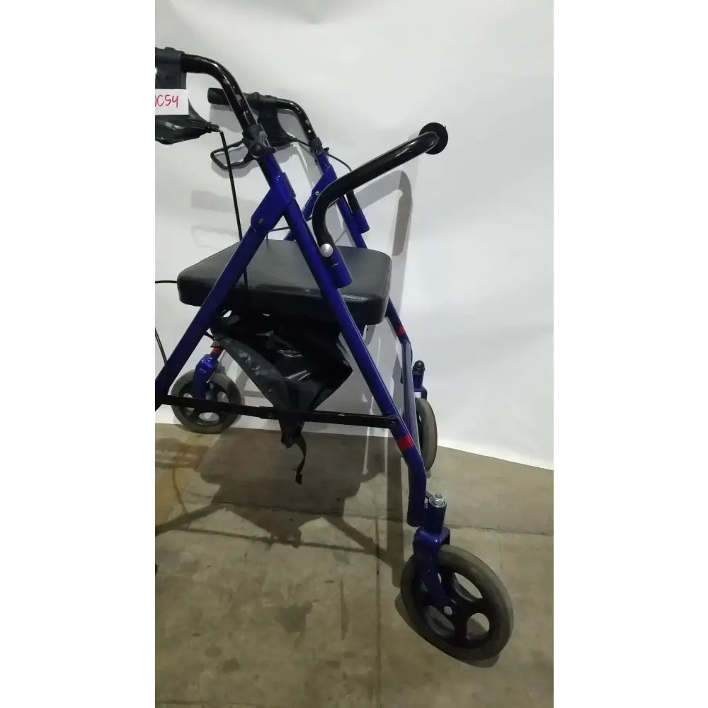 Reuse Medical Equipment Invacare 4-Wheel Rollator Walker with Seat Walkers, second-hand product photo 4