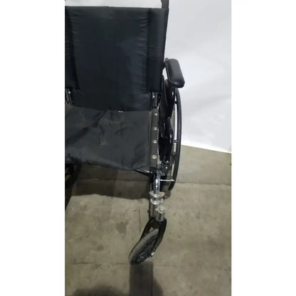 Reuse Medical Equipment Invacare 9000 XT Manual Wheelchair Folding Heavy Duty Mobility Medical Chair Wheelchairs, second-hand product photo 14