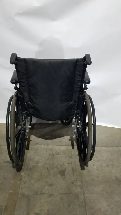 Reuse Medical Equipment Invacare 9000 XT Manual Wheelchair Folding Heavy Duty Mobility Medical Chair Wheelchairs, second-hand product photo 6