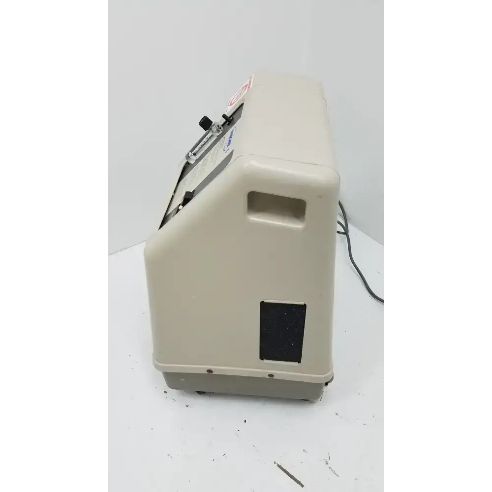 Invacare Concentrrator Oxygen Concentrator, second-hand product photo 3