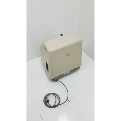 Invacare Concentrrator Oxygen Concentrator, second-hand product photo 4