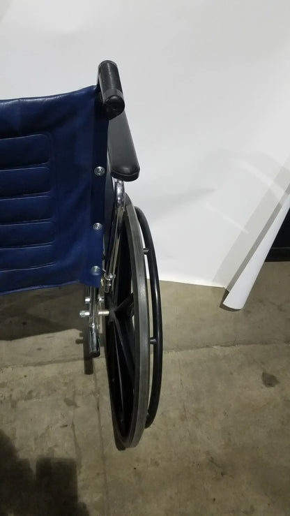 Reuse Medical Equipment Invacare Tracer EX2 Folding Manual Wheelchair Wheelchairs, second-hand product photo 3