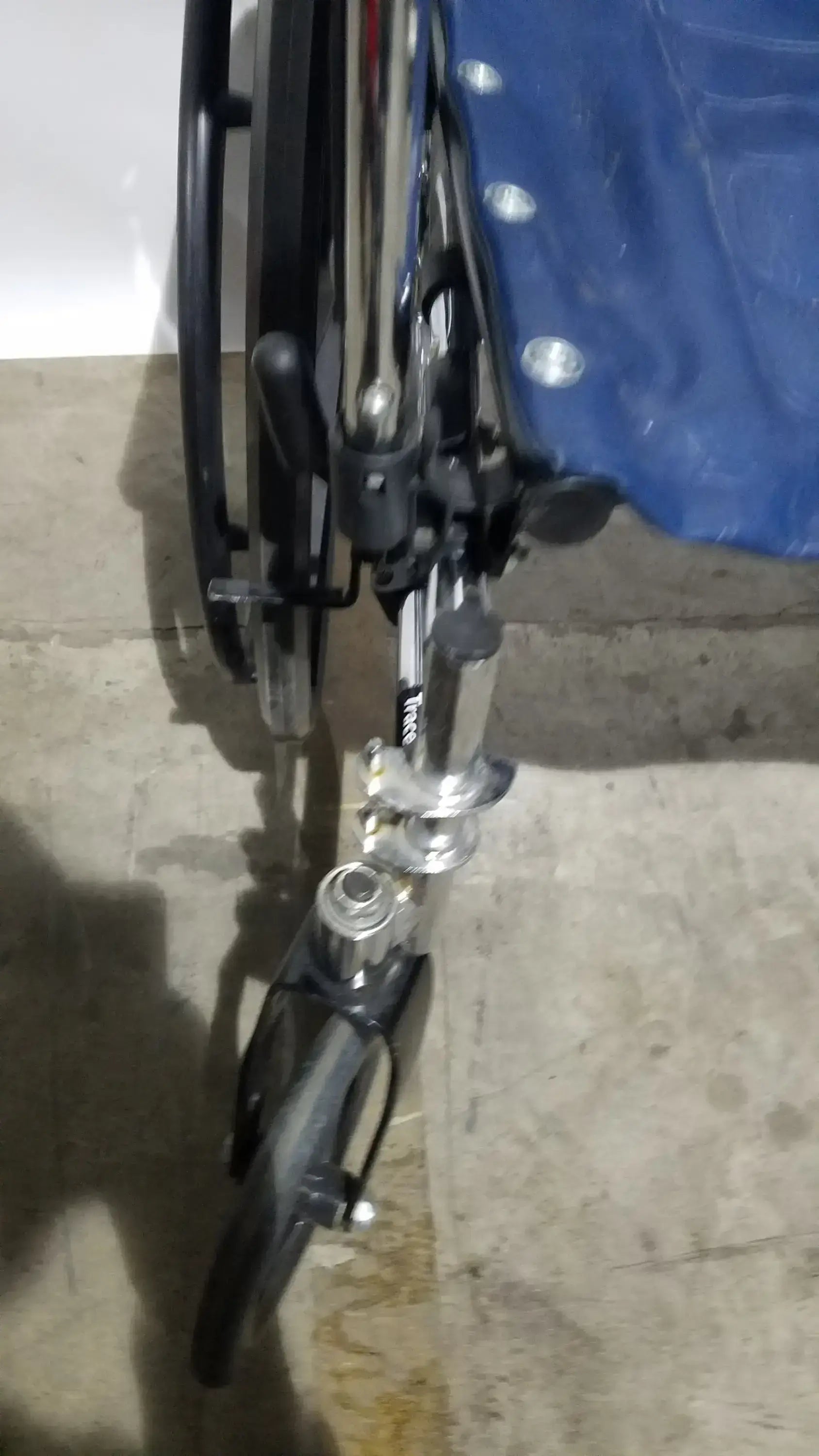 Reuse Medical Equipment Invacare Tracer EX2 Folding Manual Wheelchair Wheelchairs, second-hand product photo 17