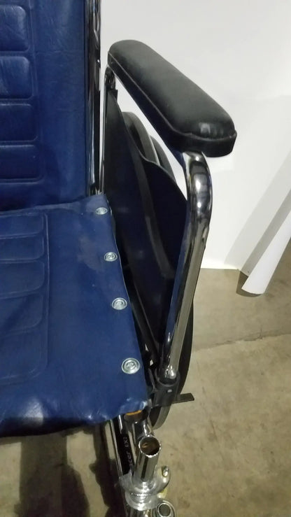 Reuse Medical Equipment Invacare Tracer EX2 Folding Manual Wheelchair Wheelchairs, second-hand product photo 15