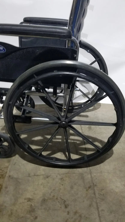 Reuse Medical Equipment Invacare Tracer EX2 Folding Manual Wheelchair Wheelchairs, second-hand product photo 10