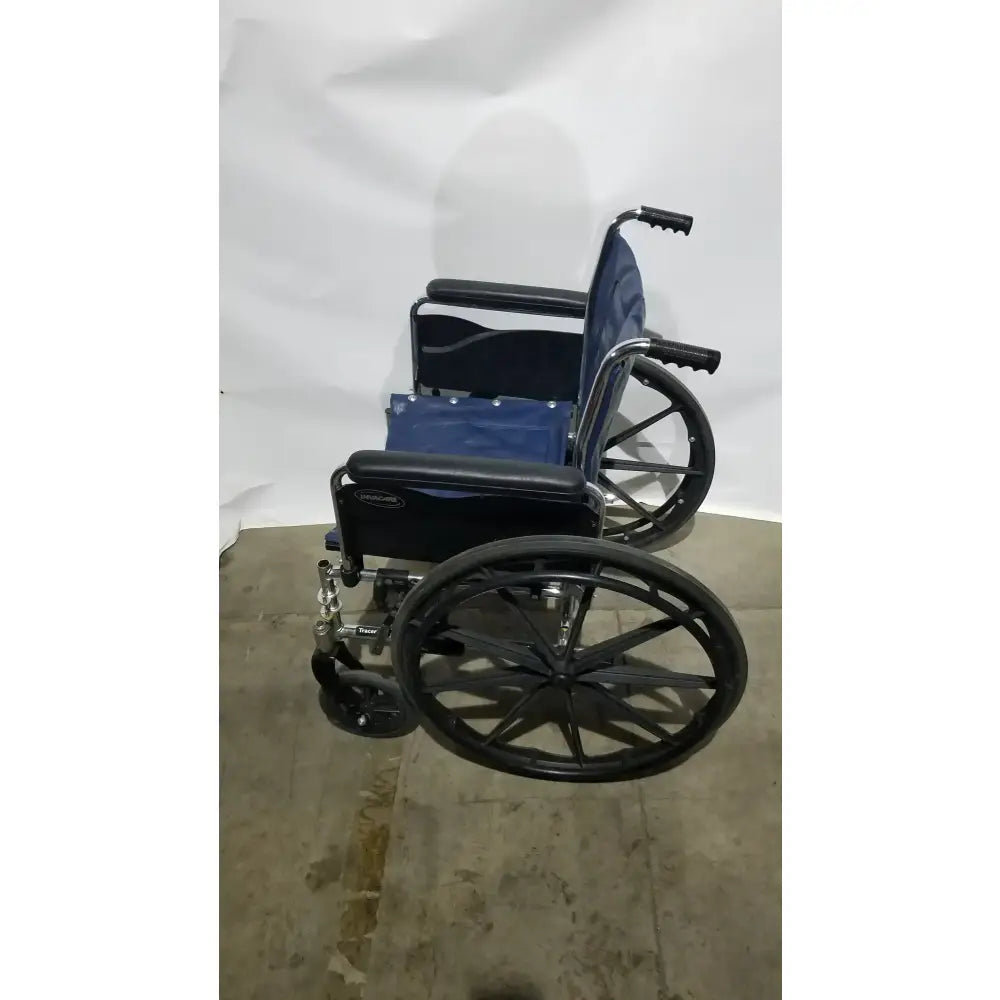 Reuse Medical Equipment Invacare Tracer EX2 Folding Manual Wheelchair Wheelchairs, second-hand product photo 8
