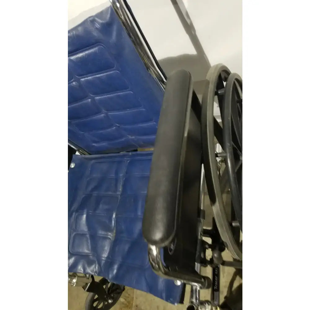 Reuse Medical Equipment Invacare Tracer EX2 Folding Manual Wheelchair Wheelchairs, second-hand product photo 14