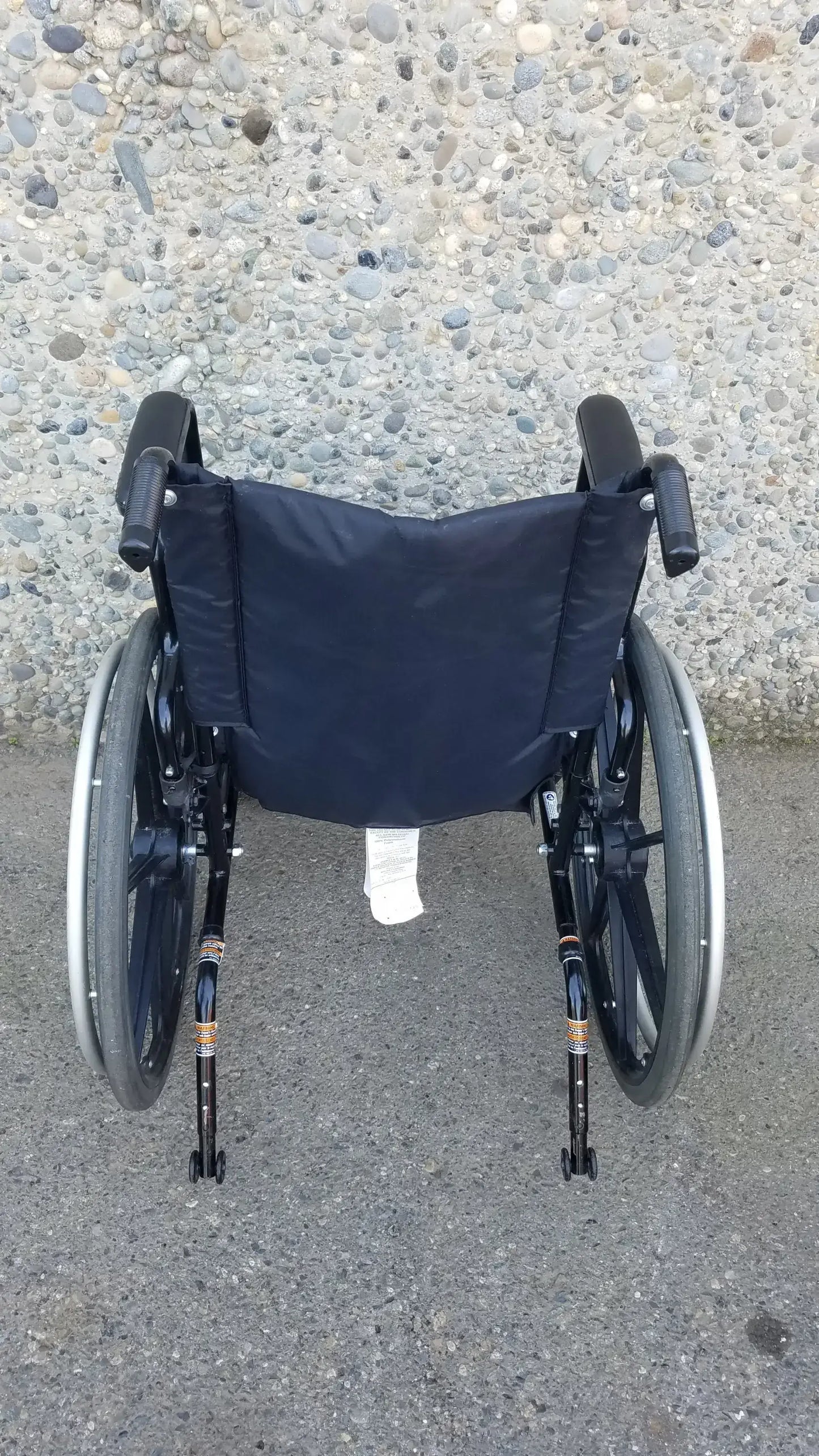 Reuse Medical Equipment Invacare Tracer SX5 Black Wheelchair Armrests Wheelchairs, second-hand product photo 4