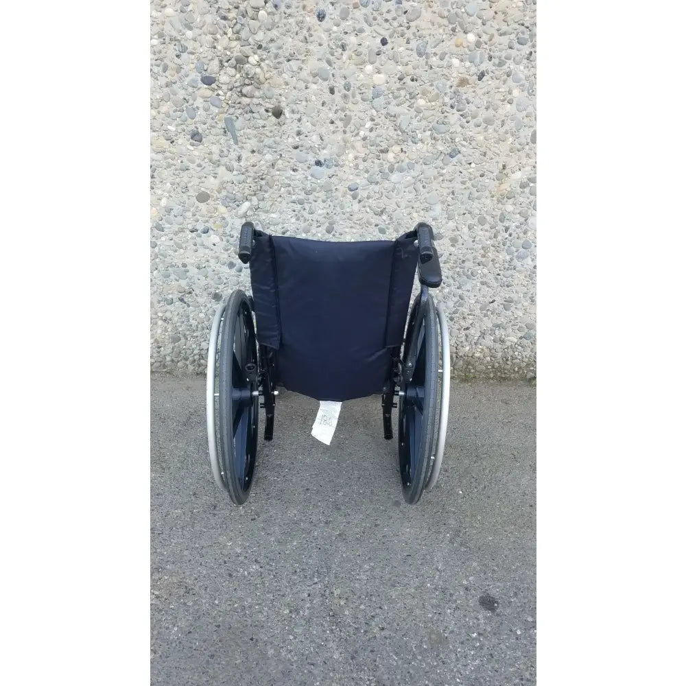 Reuse Medical Equipment Invacare Tracer SX5 Heavy-Duty Black Wheelchair with Fixed Arm Rests Wheelchairs, second-hand product photo 3